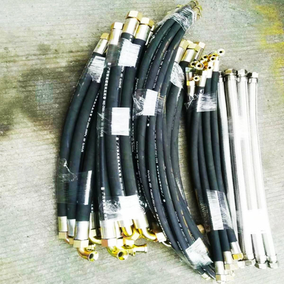 Anpassungslängen Hochdruck-Hydraulikschlauch mit Nitril-Innenrohrmaterial und Kremp- oder wiederverwendbaren Fittings