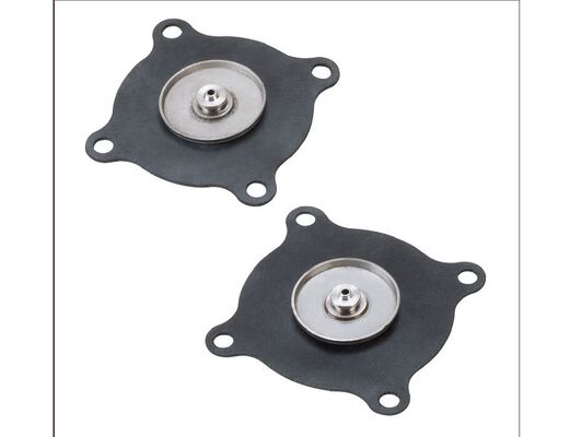 Aus Nitrilmaterial gefertigt, bietet höhere Haltbarkeit und Flüssigkeitssteuerungsgenauigkeit